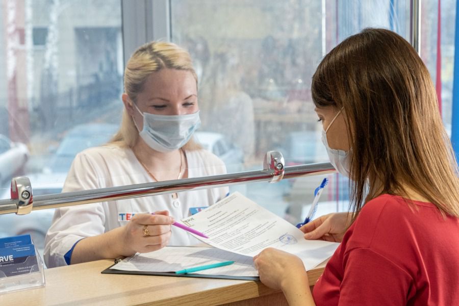 ребенок у эндокринолога. врач эндокринолог. прием детского эндокринолога. прием эндокринолога.